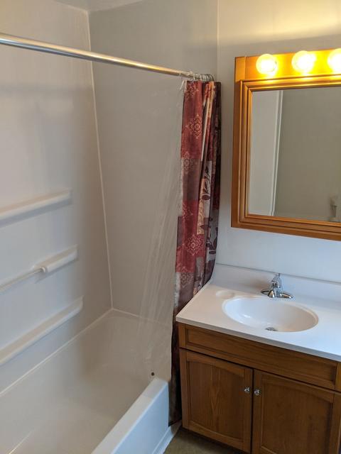 315 W Carpenter St, Freeport, IL 61032 photo 12
