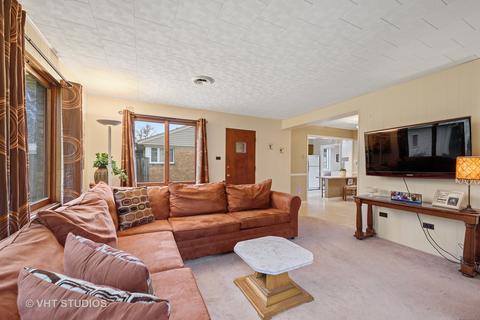 884 S 3rd Ave, Des Plaines, IL 60016 photo 12