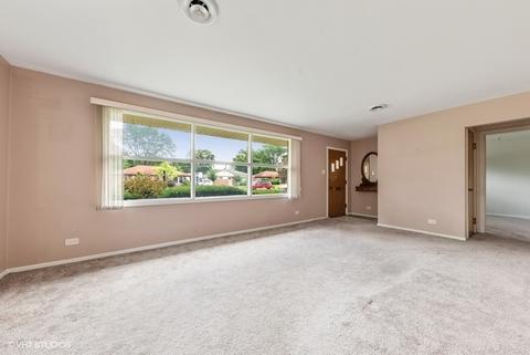 884 S 3rd Ave, Des Plaines, IL 60016 photo 4