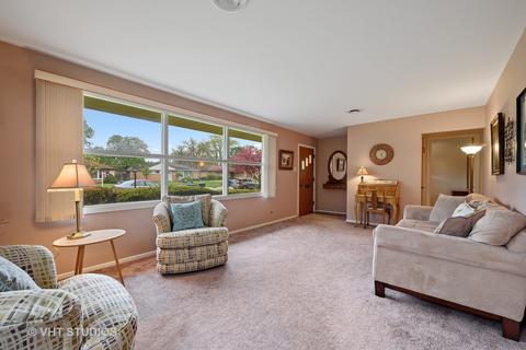 884 S 3rd Ave, Des Plaines, IL 60016 photo 5