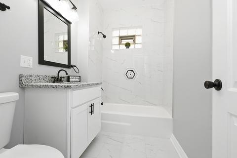 31 E 124th St, Chicago, IL 60628 photo 12