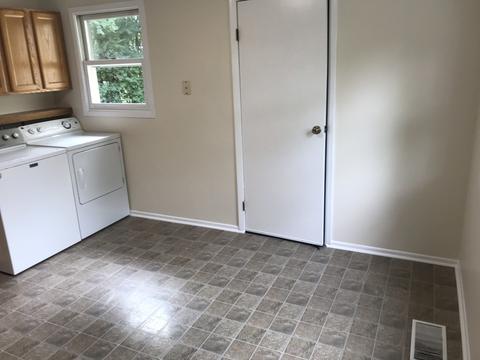 2107 Park St, Rolling Meadows, IL 60008 photo 4
