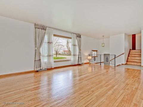 1517 E Lowden Ln, Mount Prospect, IL 60056 photo 8