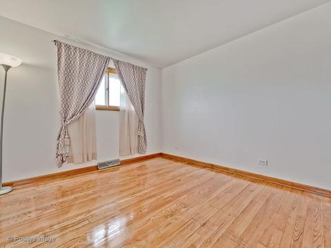 1517 E Lowden Ln, Mount Prospect, IL 60056 photo 14