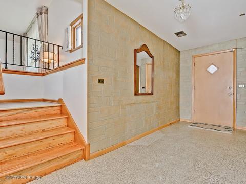 1517 E Lowden Ln, Mount Prospect, IL 60056 photo 3