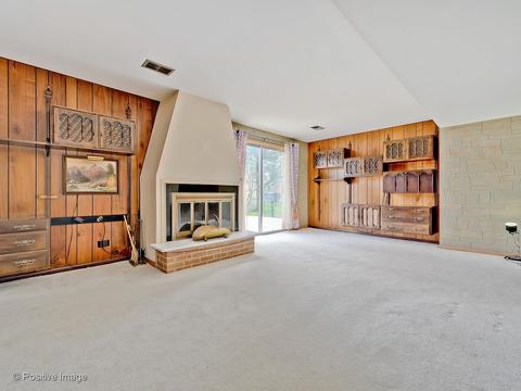1517 E Lowden Ln, Mount Prospect, IL 60056 photo 5