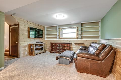 1111 Rolling Lane Rd, Johnsburg, IL 60051 photo 13