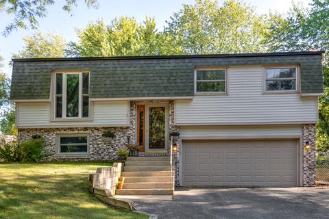 1111 Rolling Lane Rd, Johnsburg, IL 60051 photo 1