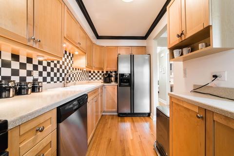 124 W Union Ave, Wheaton, IL 60187 photo 12