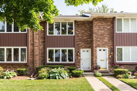 124 W Union Ave, Wheaton, IL 60187 photo 2