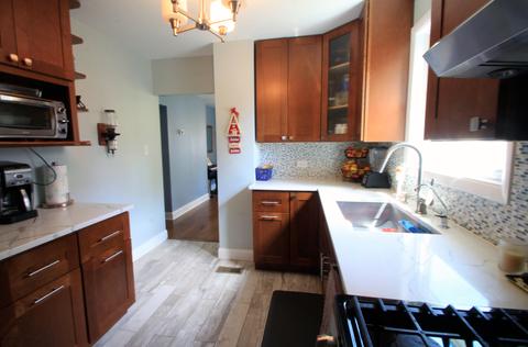 5426 S 74th Ave, Summit, IL 60501 photo 6