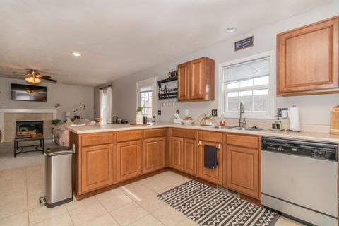 1100 Ogelthorpe Ave, Normal, IL 61761 photo 14