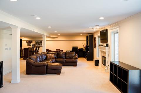 1811 Rizzi Ln, Bartlett, IL 60103 photo 29