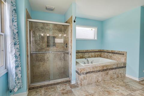 2121 Gardner Cir W, Aurora, IL 60503 photo 22