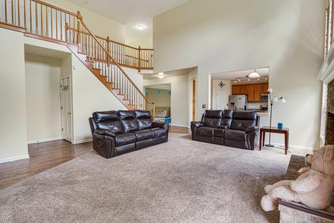 2121 Gardner Cir W, Aurora, IL 60503 photo 12