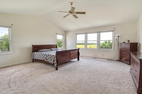 2121 Gardner Cir W, Aurora, IL 60503 photo 18