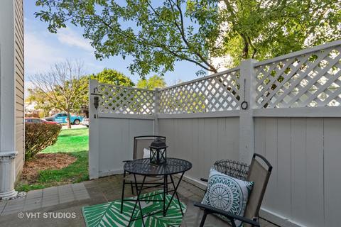349 Gregory St, Aurora, IL 60504 photo 17