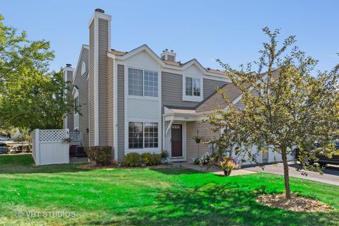 349 Gregory St, Aurora, IL 60504 photo 1