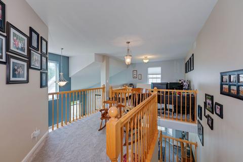 5946 Chatham Dr, Hoffman Estates, IL 60192 photo 12