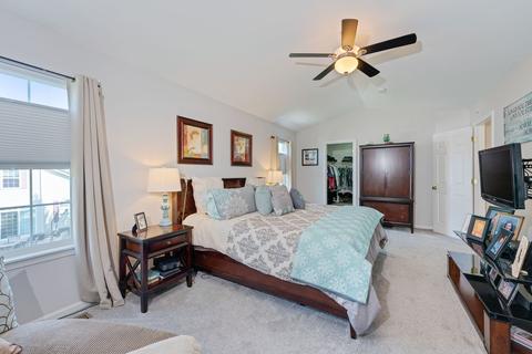 5946 Chatham Dr, Hoffman Estates, IL 60192 photo 18