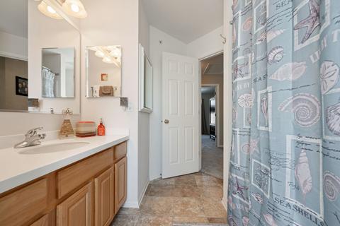 5946 Chatham Dr, Hoffman Estates, IL 60192 photo 17