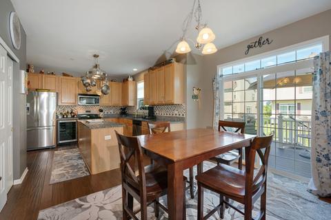 5946 Chatham Dr, Hoffman Estates, IL 60192 photo 10