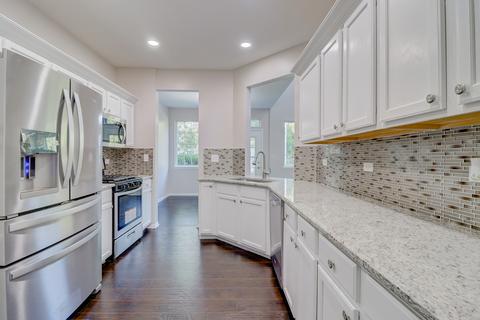 3081 Anton Dr, Aurora, IL 60504 photo 11