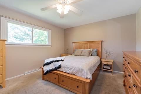 1920 E Yuma Ln, Mount Prospect, IL 60056 photo 7