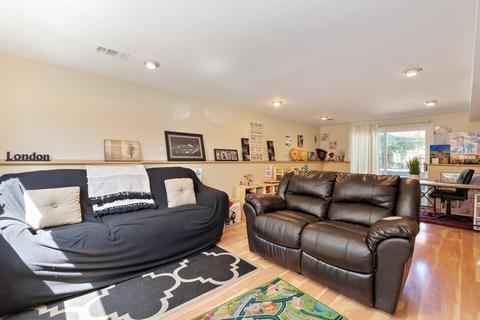 1920 E Yuma Ln, Mount Prospect, IL 60056 photo 12