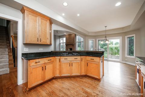 11668 Cinema Dr, Plainfield, IL 60585 photo 8