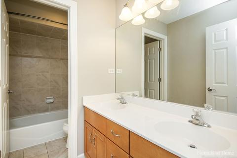 11668 Cinema Dr, Plainfield, IL 60585 photo 23