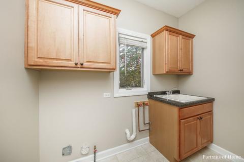11668 Cinema Dr, Plainfield, IL 60585 photo 17