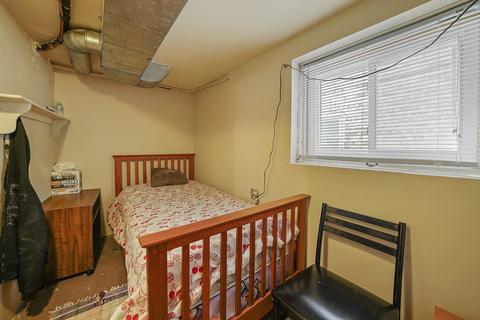 5153 W Wolfram St, Chicago, IL 60641 photo 17