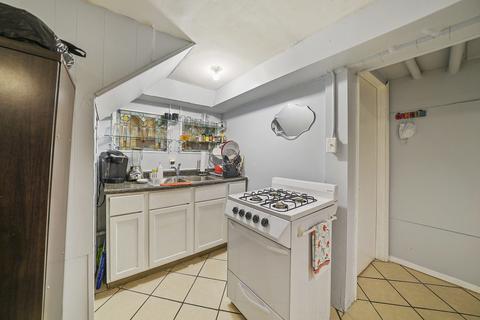 5153 W Wolfram St, Chicago, IL 60641 photo 18