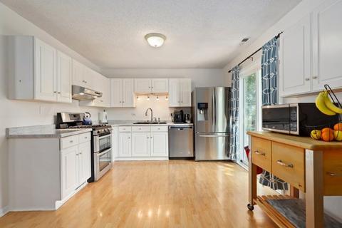 465 Lincoln Dr, Hoffman Estates, IL 60169 photo 10