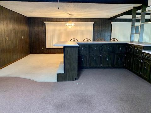 121 N Locust St, Cullom, IL 60929 photo 4