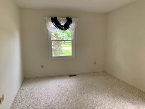 121 N Locust St, Cullom, IL 60929 photo 16