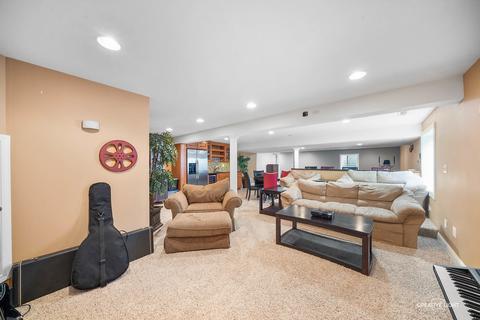 350 Comstock Dr, Elgin, IL 60124 photo 32