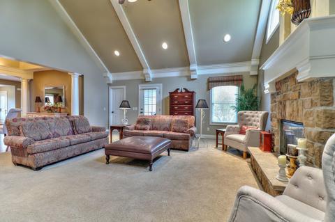 5010 Stonebridge Dr, Champaign, IL 61822 photo 17