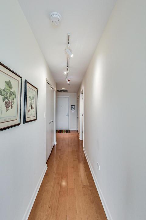 225 S Sangamon St #809, Chicago, IL 60607 photo 10