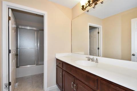 24807 Emerald Ave, Plainfield, IL 60585 photo 37