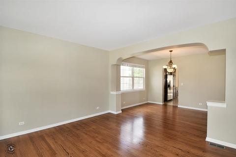 24807 Emerald Ave, Plainfield, IL 60585 photo 4