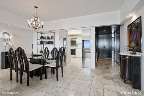 175 E Delaware Pl #6802, Chicago, IL 60611 photo 7