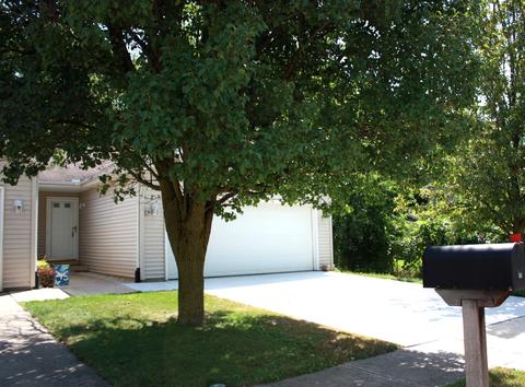 1102 Jog Rd, Normal, IL 61761 photo 1