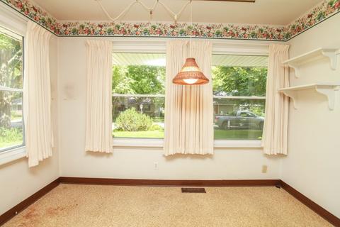 14 Walker Dr, Bloomington, IL 61701 photo 7