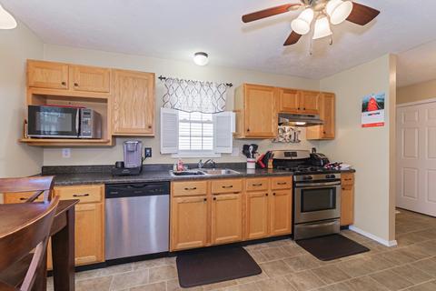 2106 Case Dr, Bloomington, IL 61701 photo 13