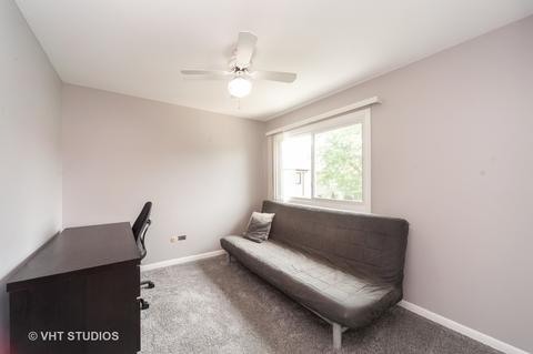 444 Pacific Ct, Wheeling, IL 60090 photo 9