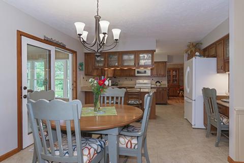 8808 Heatherdowns Rd, Bloomington, IL 61705 photo 25