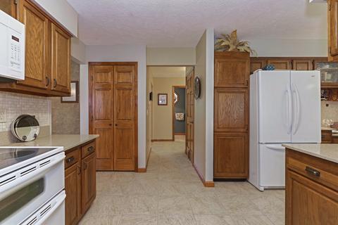 8808 Heatherdowns Rd, Bloomington, IL 61705 photo 42