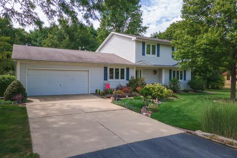 8808 Heatherdowns Rd, Bloomington, IL 61705 photo 1